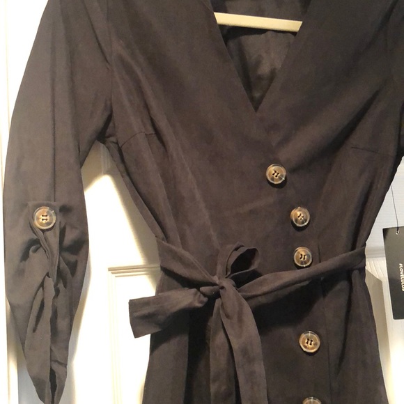 Dress - Picture 2 of 5